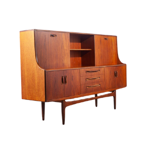Credenzas and Dressers