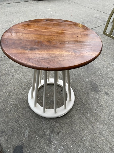 Mcm side table 18x18"
