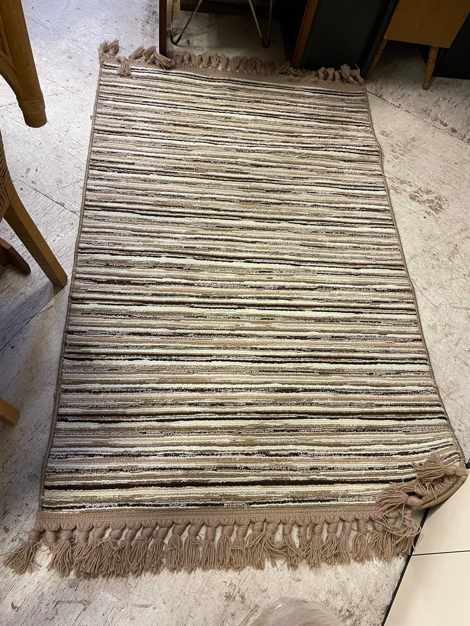Sandcastle Striped With Beige Tassels Rug 4x7’