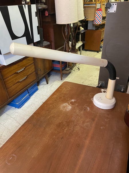 Space Age Tuben Tube Style White Desk Lamp after Ateljé Lyktan